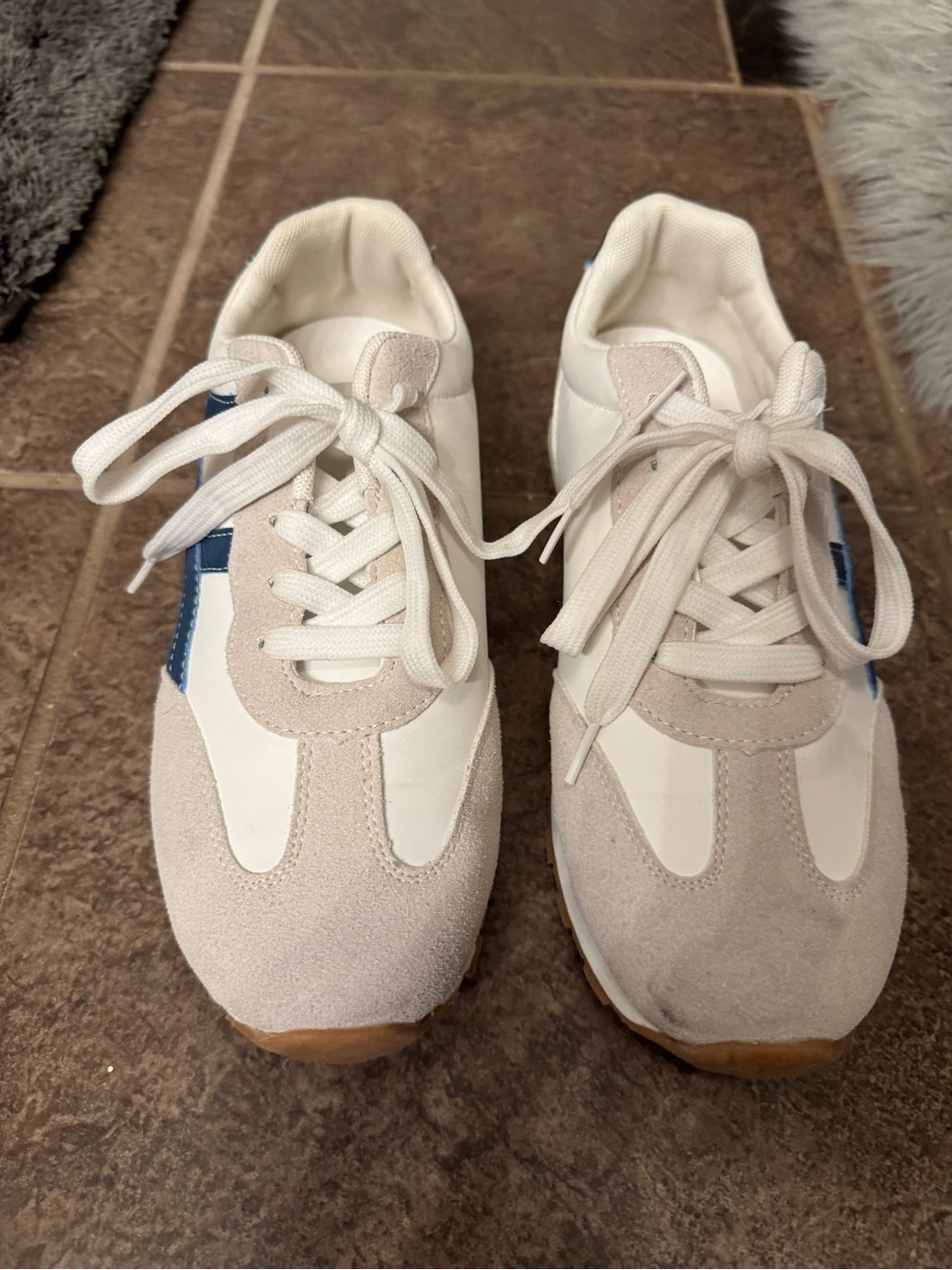 SHEIN White, Beige & Blue Low-Top Lace-Up Sneakers